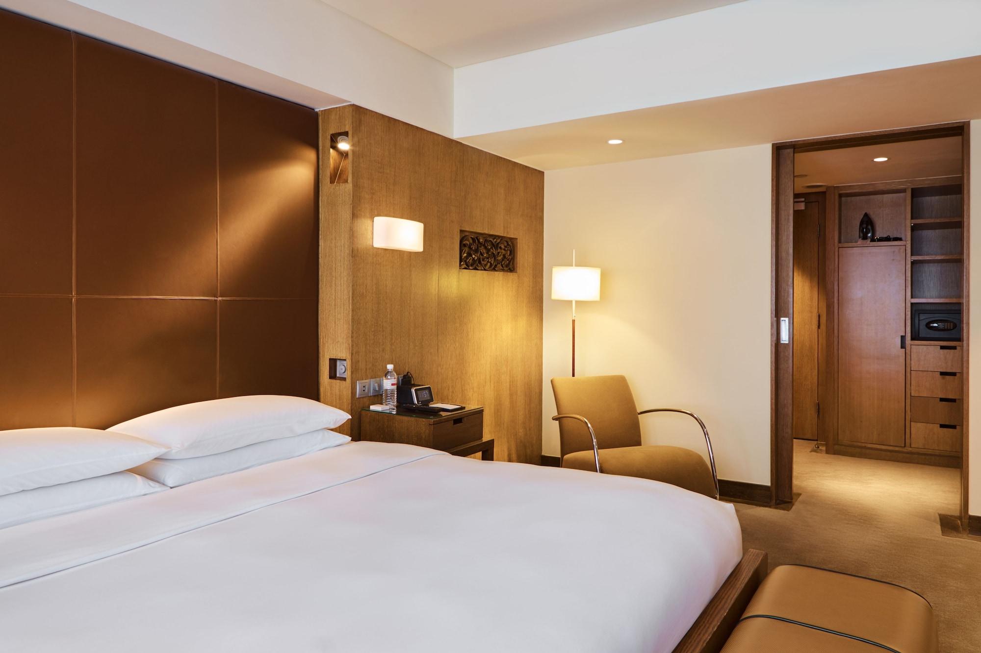 Grand Hyatt Khách sạn 5*